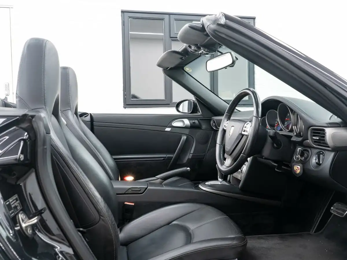 2008-porsche-911-36-carrera-4-tiptronic-s-cabriolet-big-6