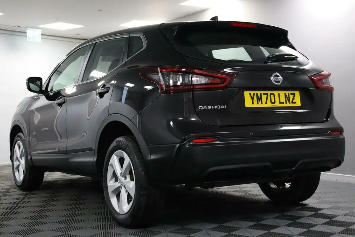2021-nissan-qashqai-13-dig-t-acenta-premium-140ps-big-17