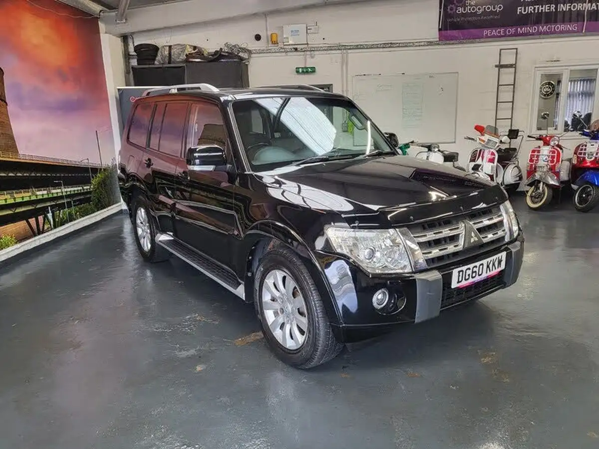 2010-mitsubishi-shogun-32td-elegance-197bhp-big-5