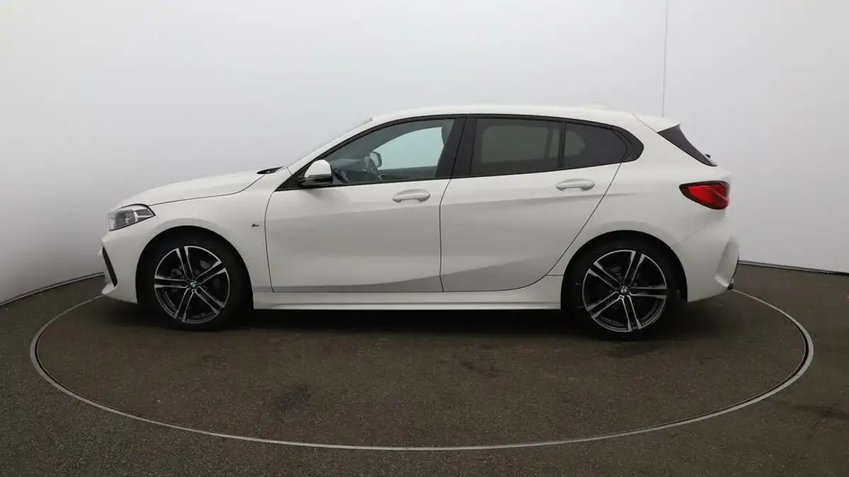 2023-bmw-1-series-15-118i-m-sport-lcp-dct-big-62