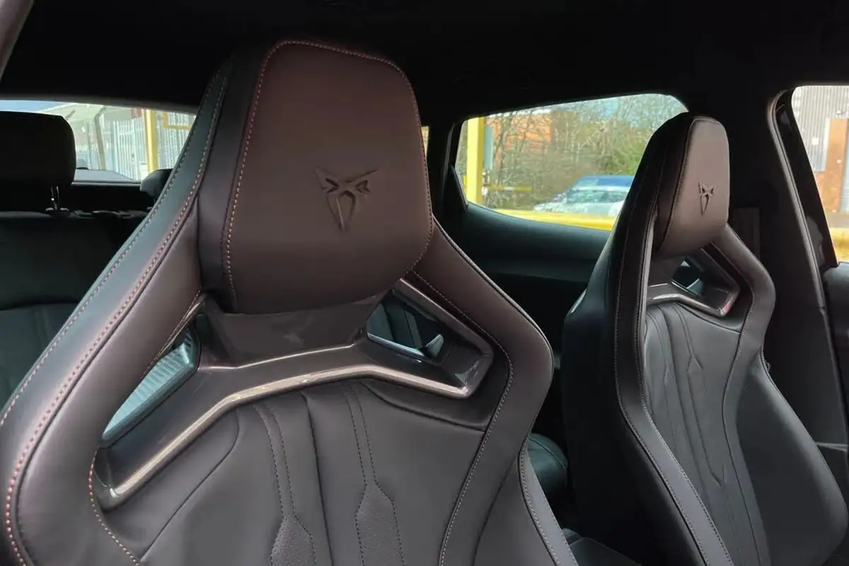 2024-cupra-formentor-20-tsi-vz3-310ps-4drive-big-20