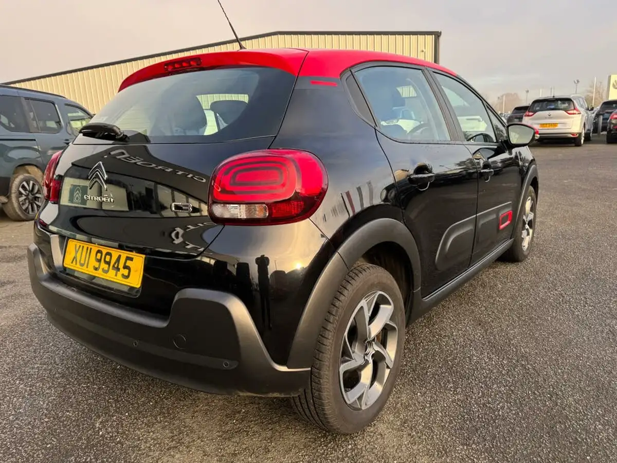 2021-citroen-c3-12-puretech-shine-83ps-big-2