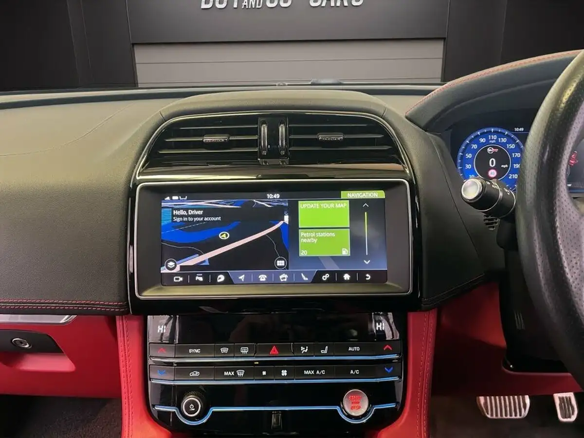 2019-jaguar-f-pace-50-v8-sc-svr-ss-big-23