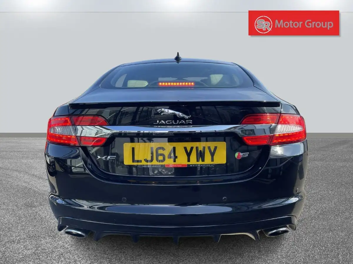 2014-jaguar-xf-30td-s-premium-luxury-saloon-4d-big-9