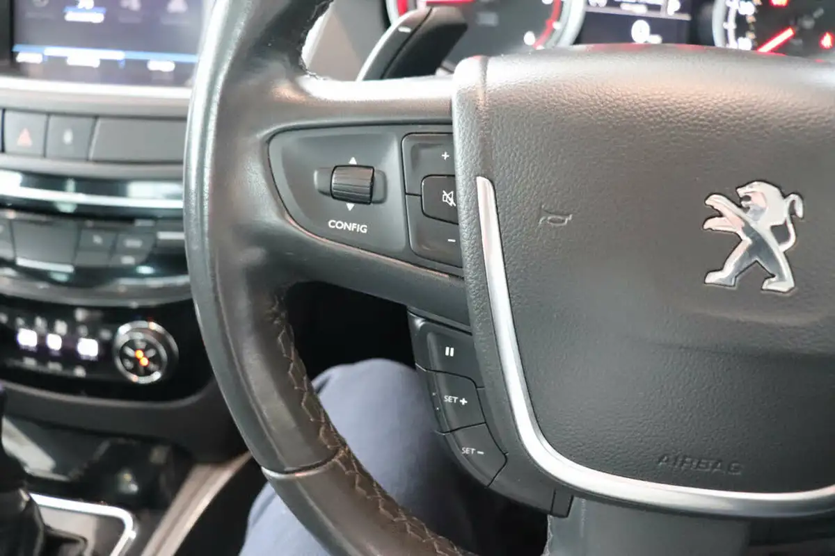 2017-peugeot-508-sw-20-bluehdi-gt-big-51