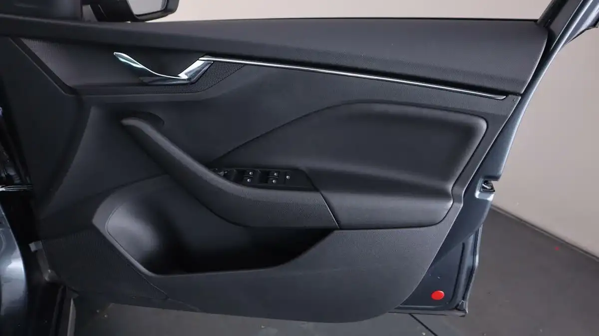 2020-skoda-kamiq-10-tsi-se-l-115ps-dsg-big-14