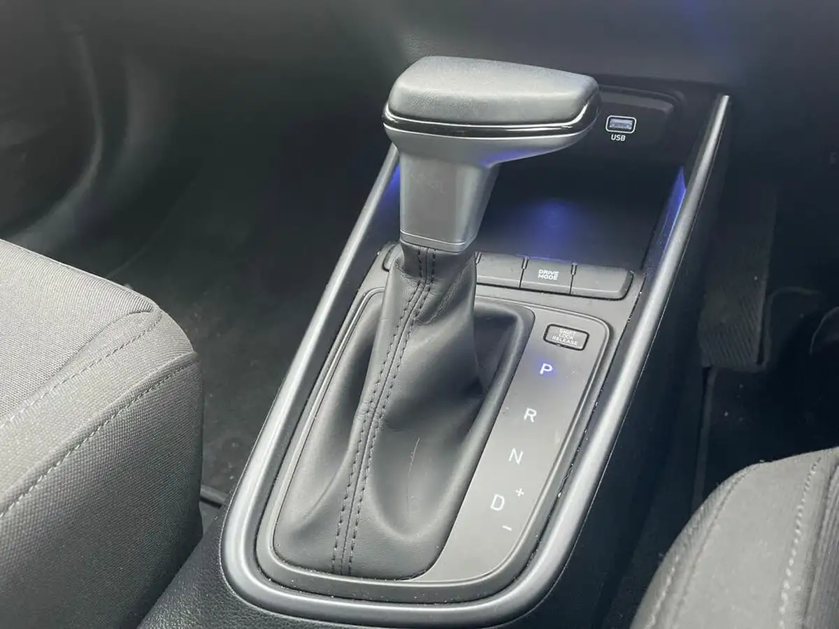 2024-hyundai-bayon-10-t-gdi-advance-7dct-big-18