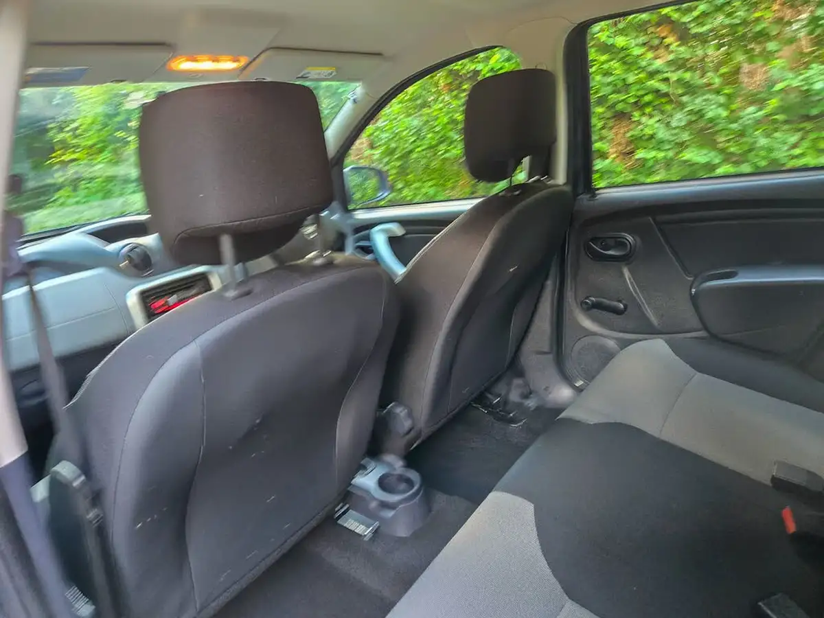 2014-dacia-duster-15d-ambiance-109bhp-4x4-big-29
