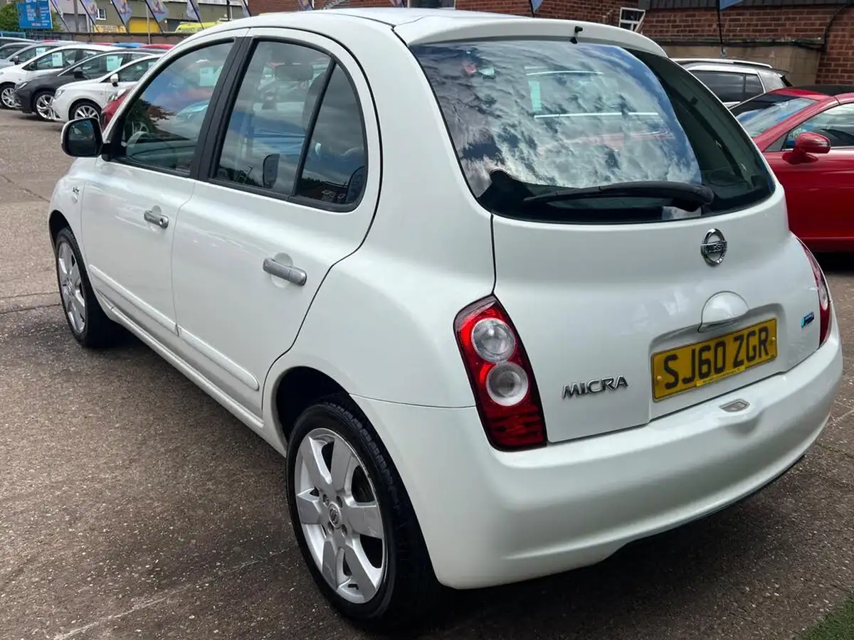 2010-nissan-micra-12-n-tec-5d-big-15