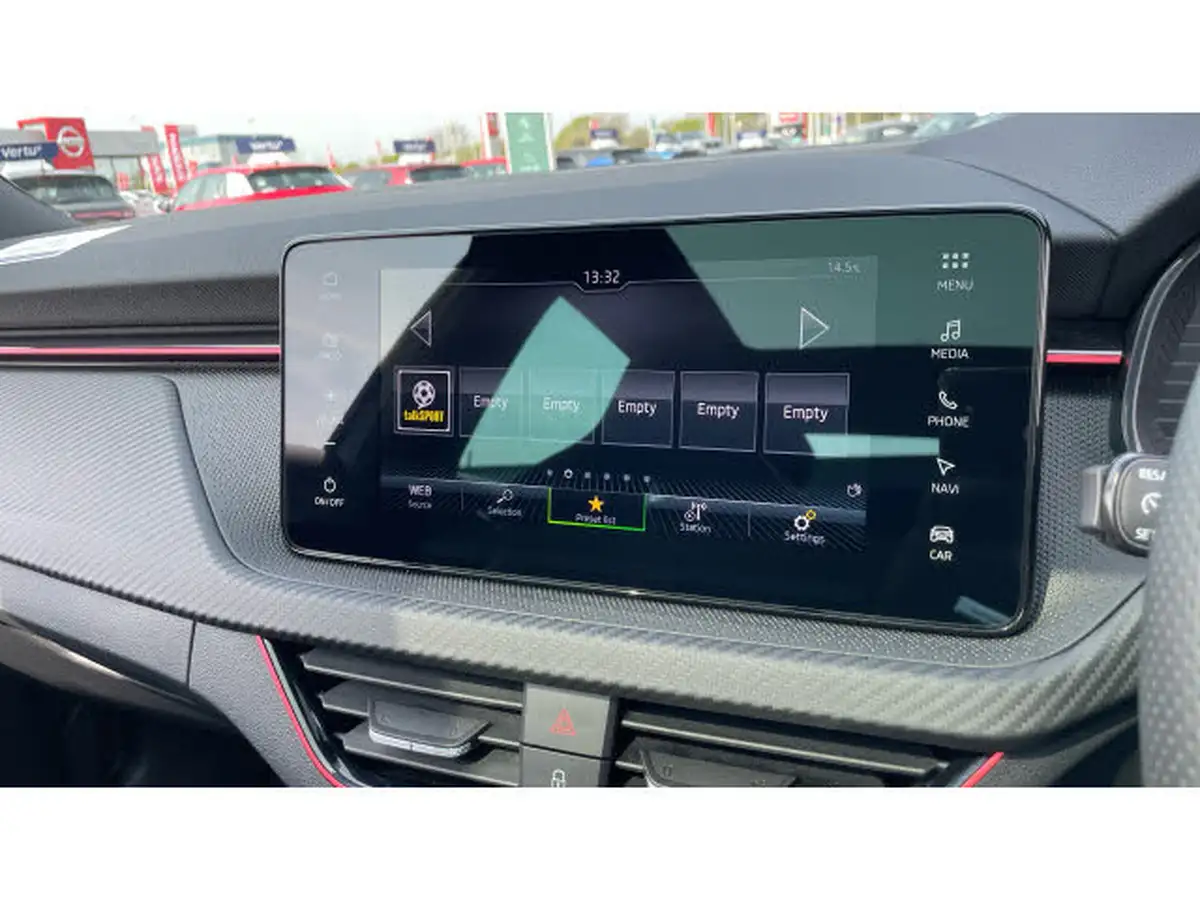 2024-skoda-kamiq-15-tsi-monte-carlo-big-26