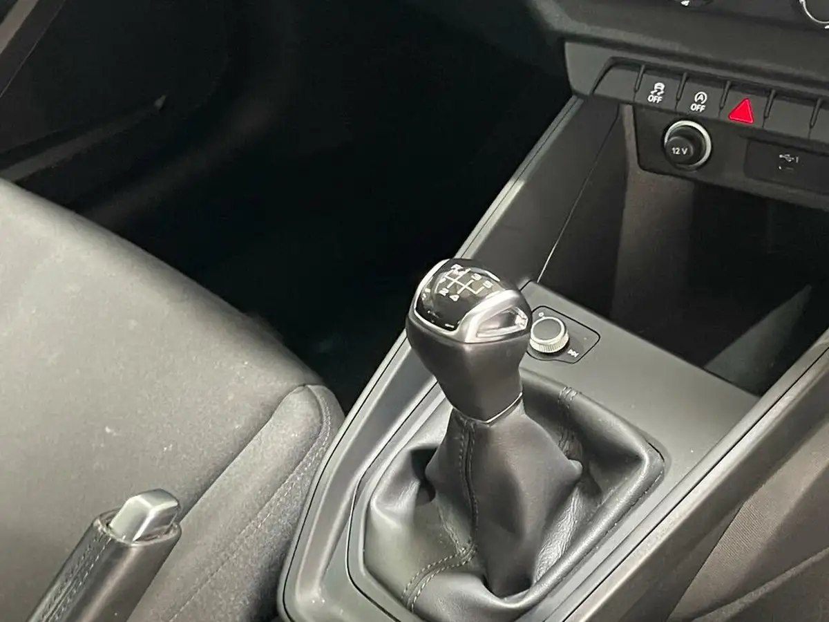 2021-audi-a1-10-25-tfsi-technik-big-11
