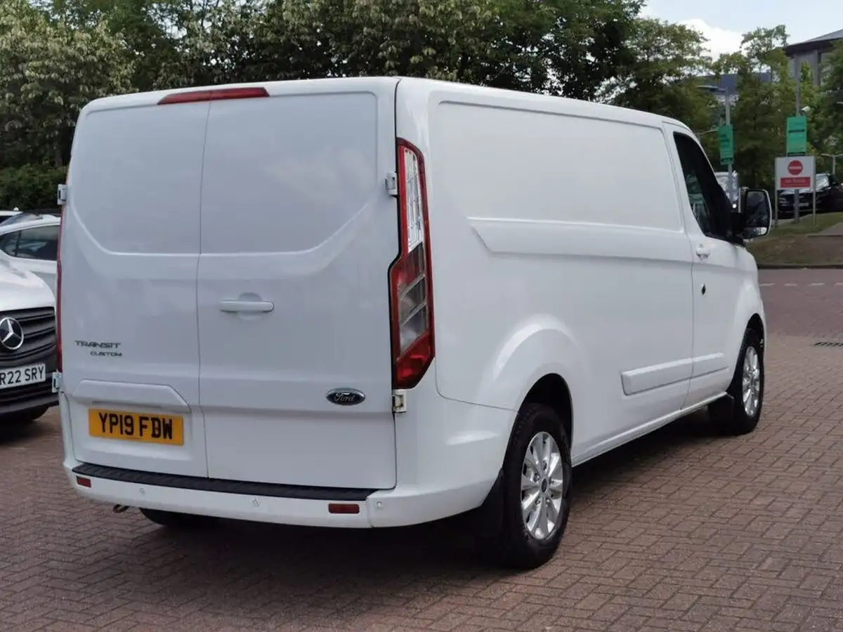 2019-ford-transit-custom-20tdci-300-l1h1-limited-130pseu6dt-panel-van-big-6