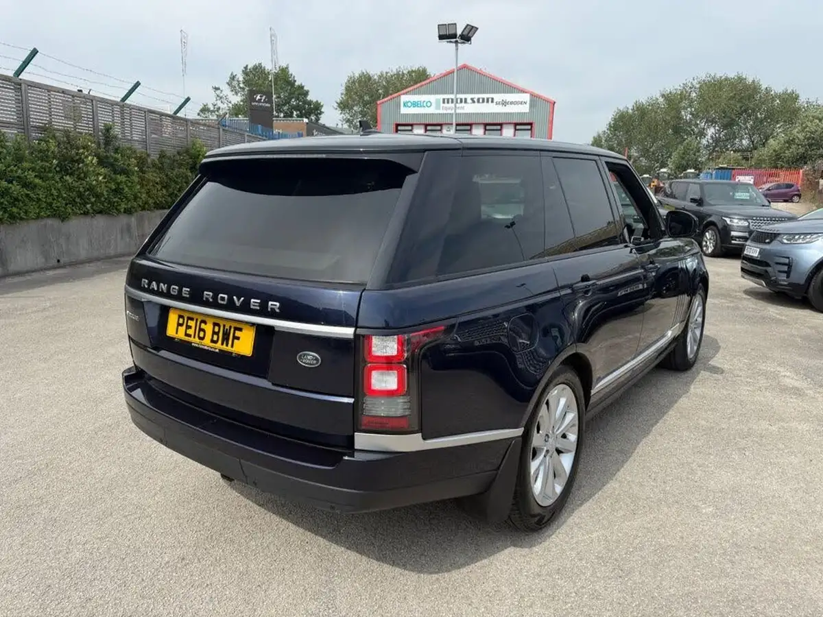 2016-land-rover-range-rover-30tdv6-vogue-30td-v6-awd-big-9