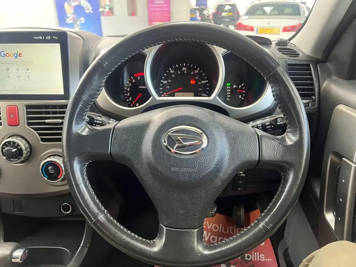 2006-daihatsu-terios-15-se-big-30