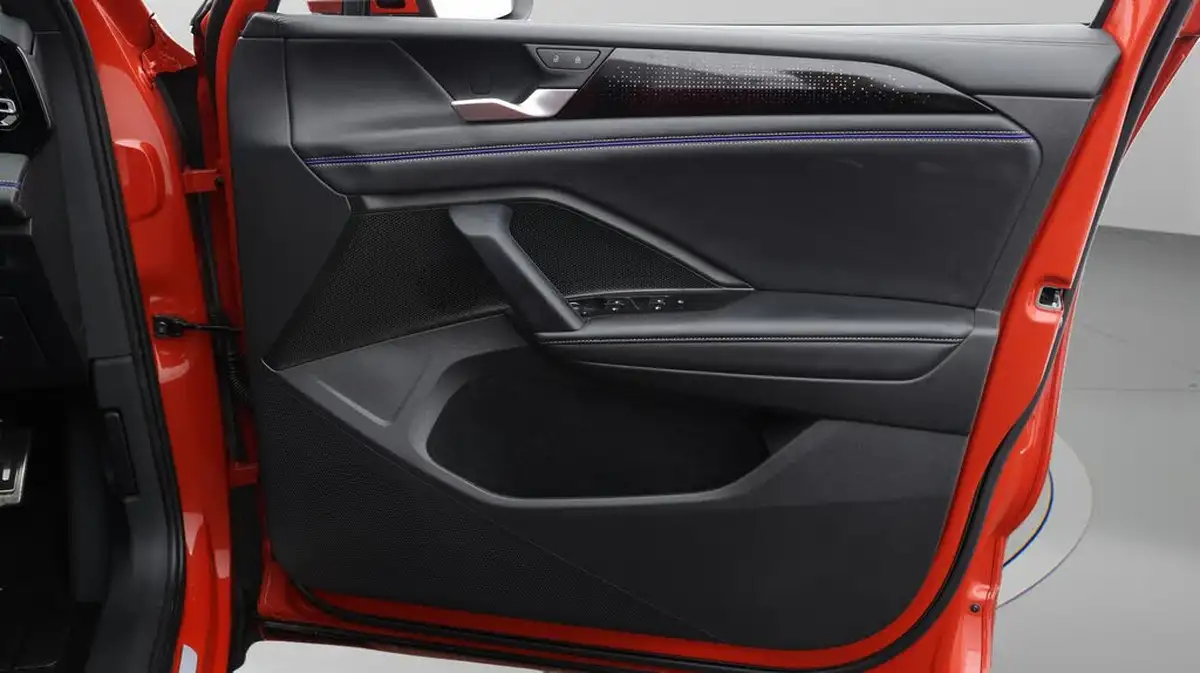 2024-volkswagen-tiguan-15-etsi-r-line-big-15