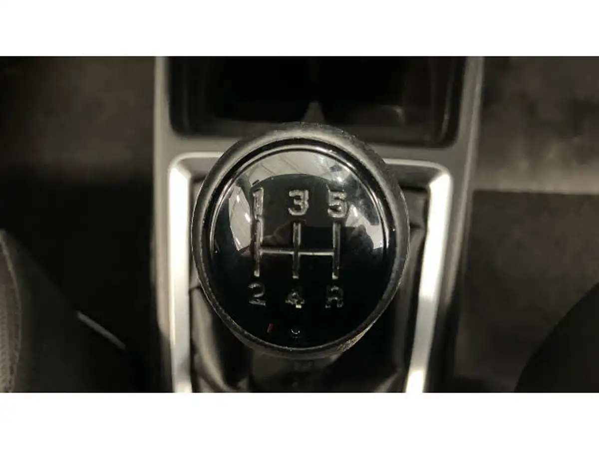 2021-suzuki-swift-12-dualjet-sz-l-big-23