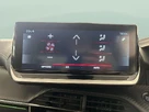 2022-peugeot-2008-suv-12-puretech-gt-small-16