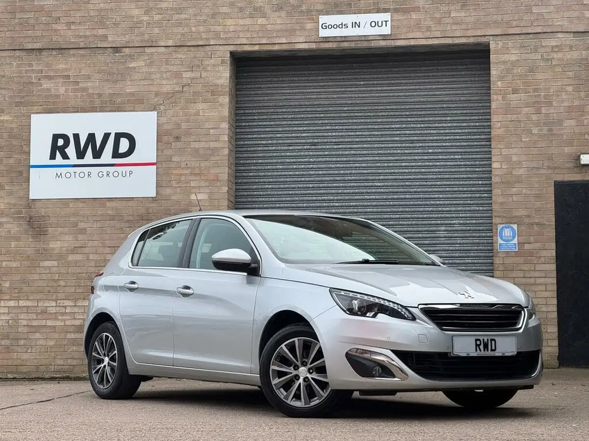 2016-peugeot-308-16-bluehdi-allure-16-bluehdi-big-0