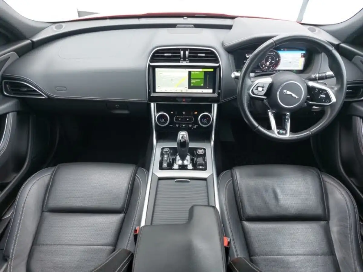 2020-jaguar-xe-20d-r-dynamic-se-big-2