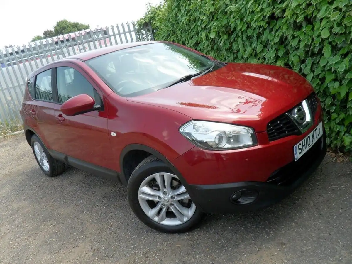 2010-nissan-qashqai-15td-acenta-big-24
