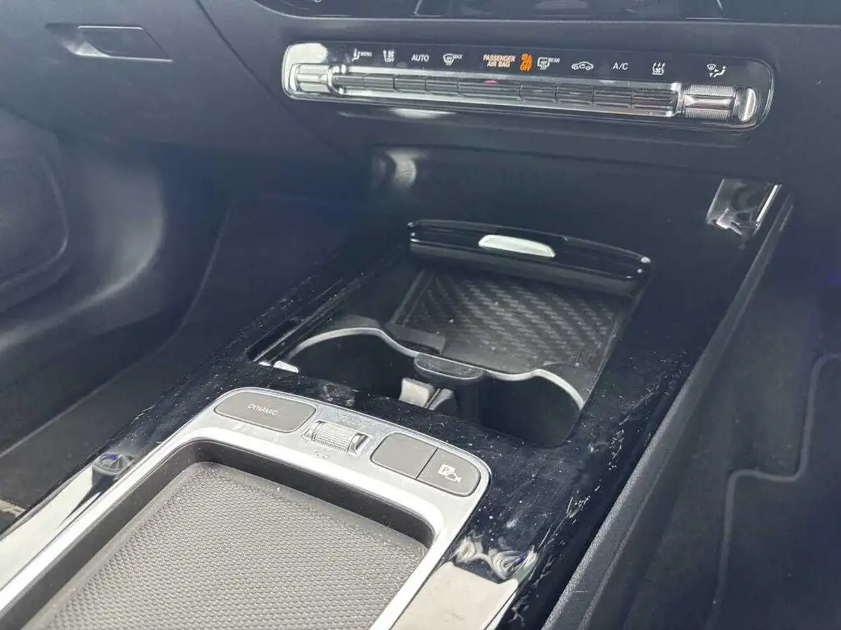 2024-mercedes-benz-cla-big-36