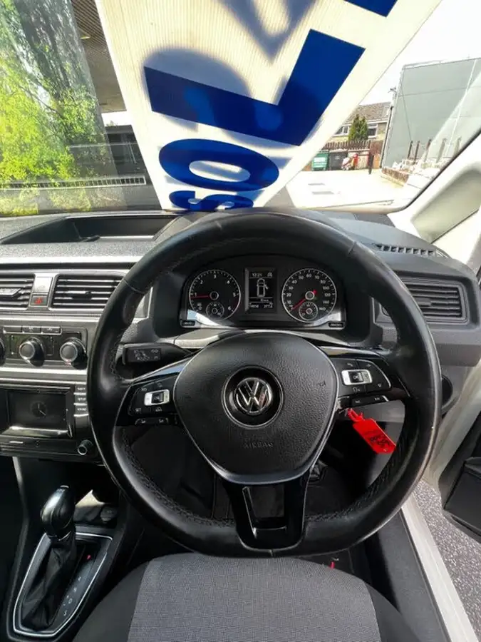 2018-volkswagen-caddy-20tdi-c20-trendline-bmt-102pseu6-dsg-big-7