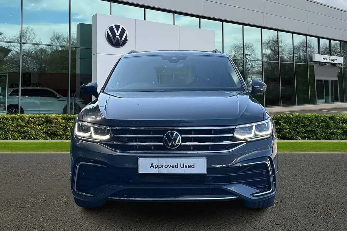 2023-volkswagen-tiguan-15-tsi-r-line-edition-big-6