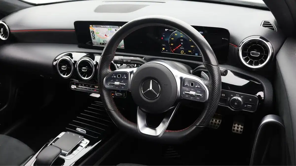 2019-mercedes-benz-a-class-20-a220-amg-line-hatchback-5d-big-9