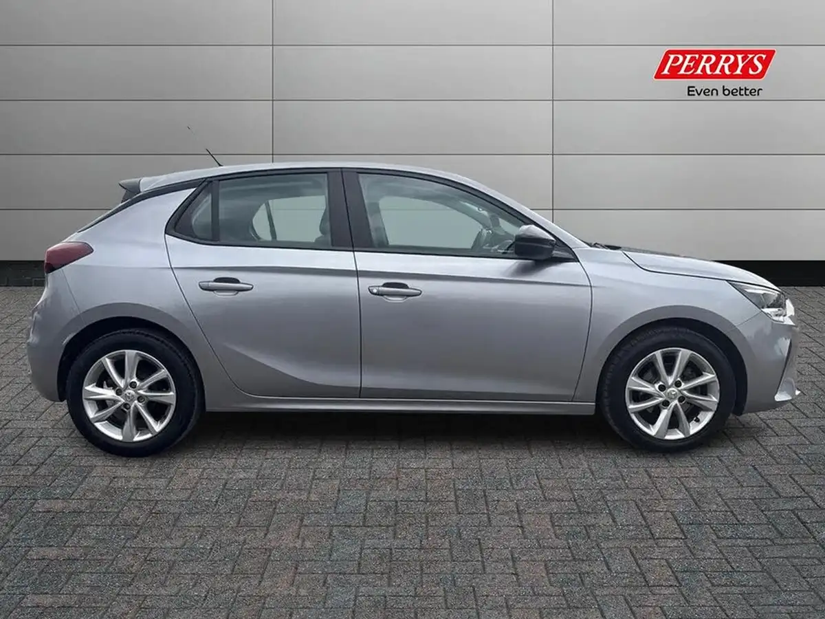 2020-vauxhall-corsa-12i-se-big-2