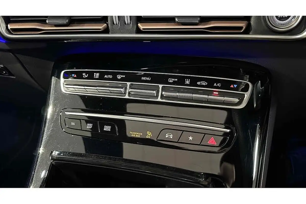 2022-mercedes-benz-eqc-e-eqc-400-amg-line-premium-plus-big-52