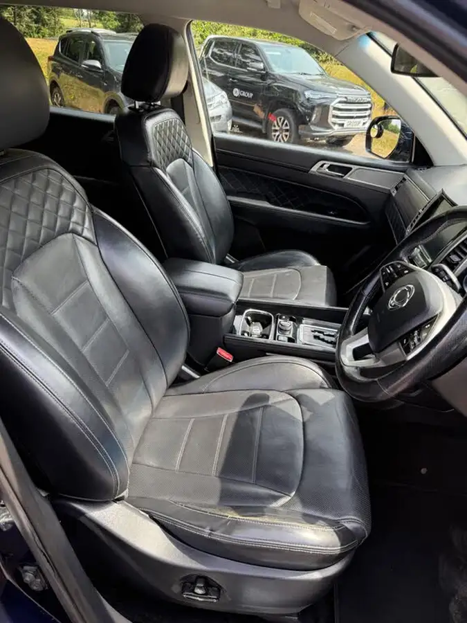 2018-kgm-ssangyong-rexton-22td-ultimate-big-27