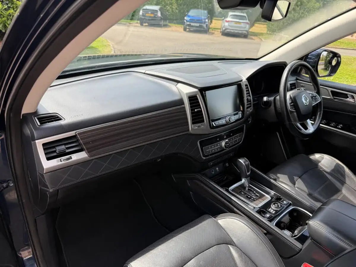 2018-kgm-ssangyong-rexton-22td-ultimate-big-3