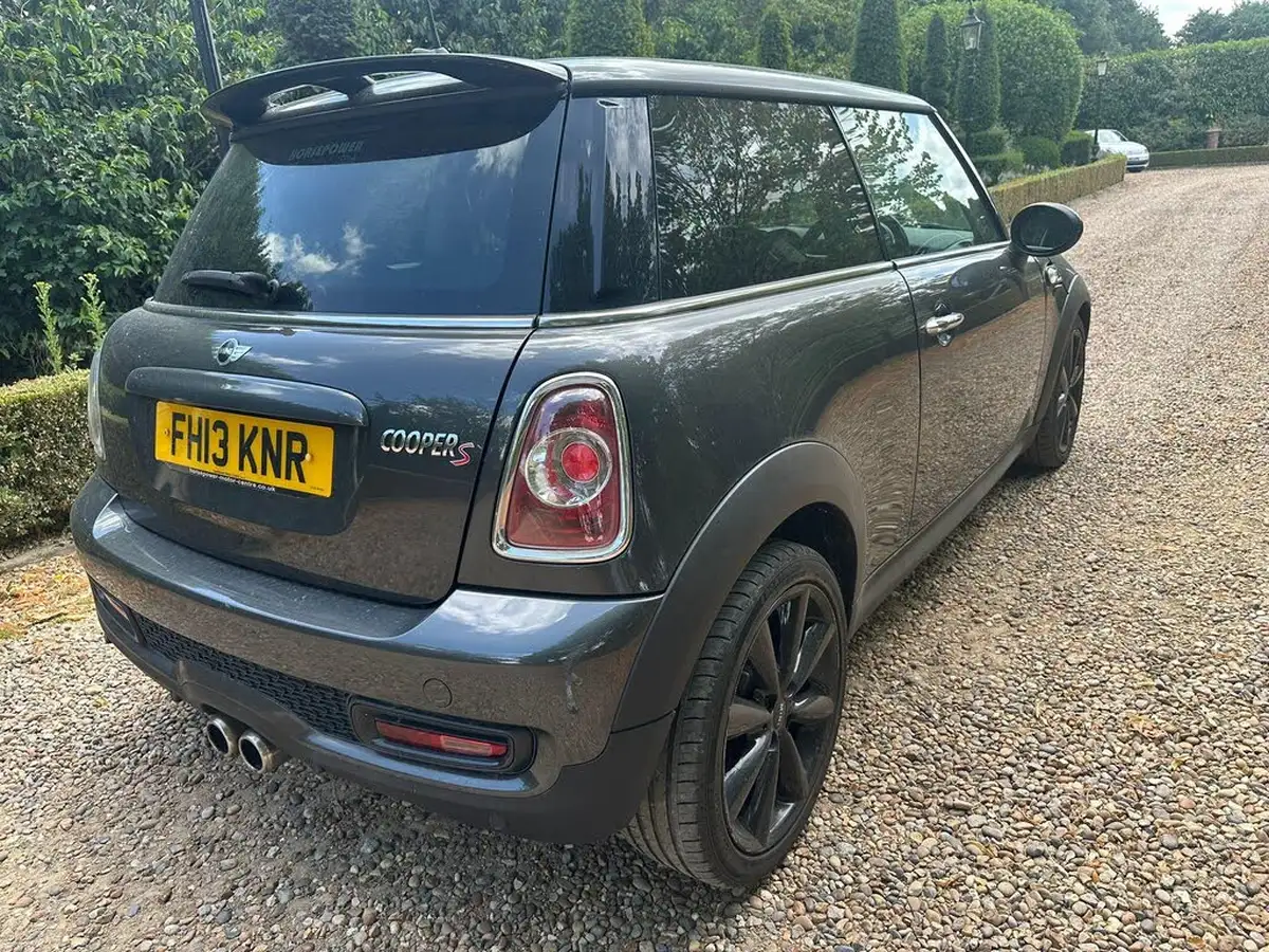 2013-mini-cooper-16-cooper-s-184bhp-sport-chili-hatchback-3d-auto-big-5