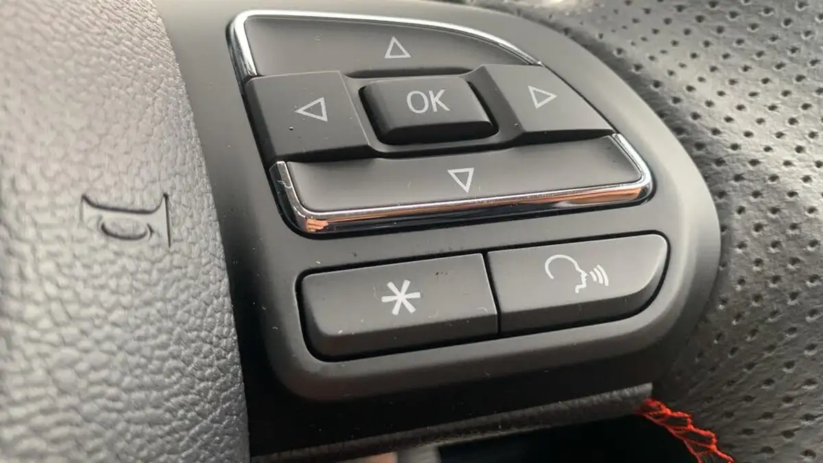 2021-mg-zs-suv-15-vti-tech-exclusive-big-27
