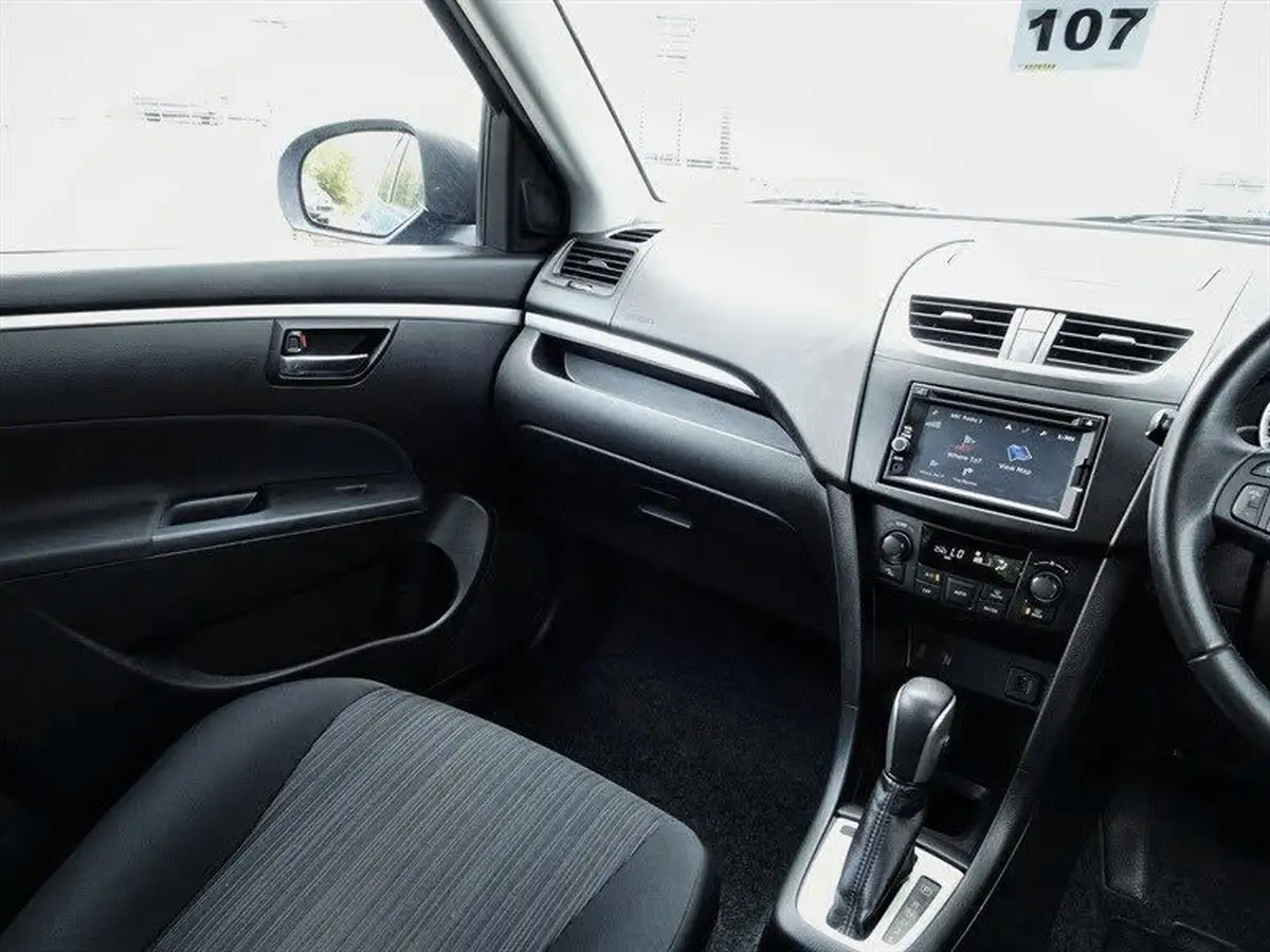 2015-suzuki-swift-12-sz4-94ps-nav-5d-at-big-22