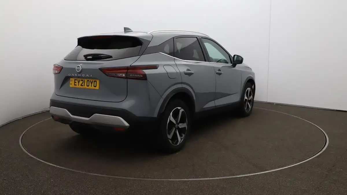 2021-nissan-qashqai-13-dig-t-premiere-edition-140ps-big-49