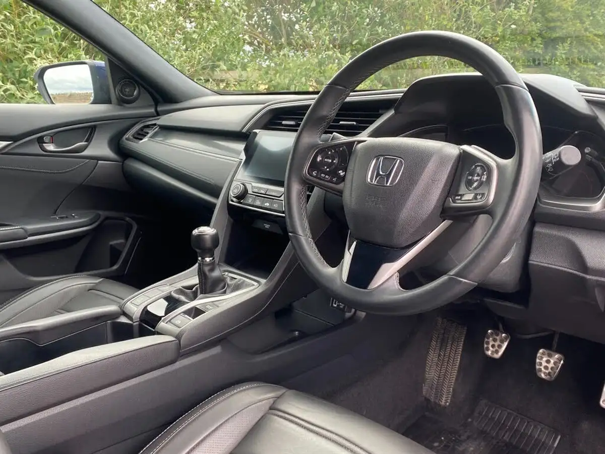 2021-honda-civic-15-vtec-turbo-sport-ss-big-2