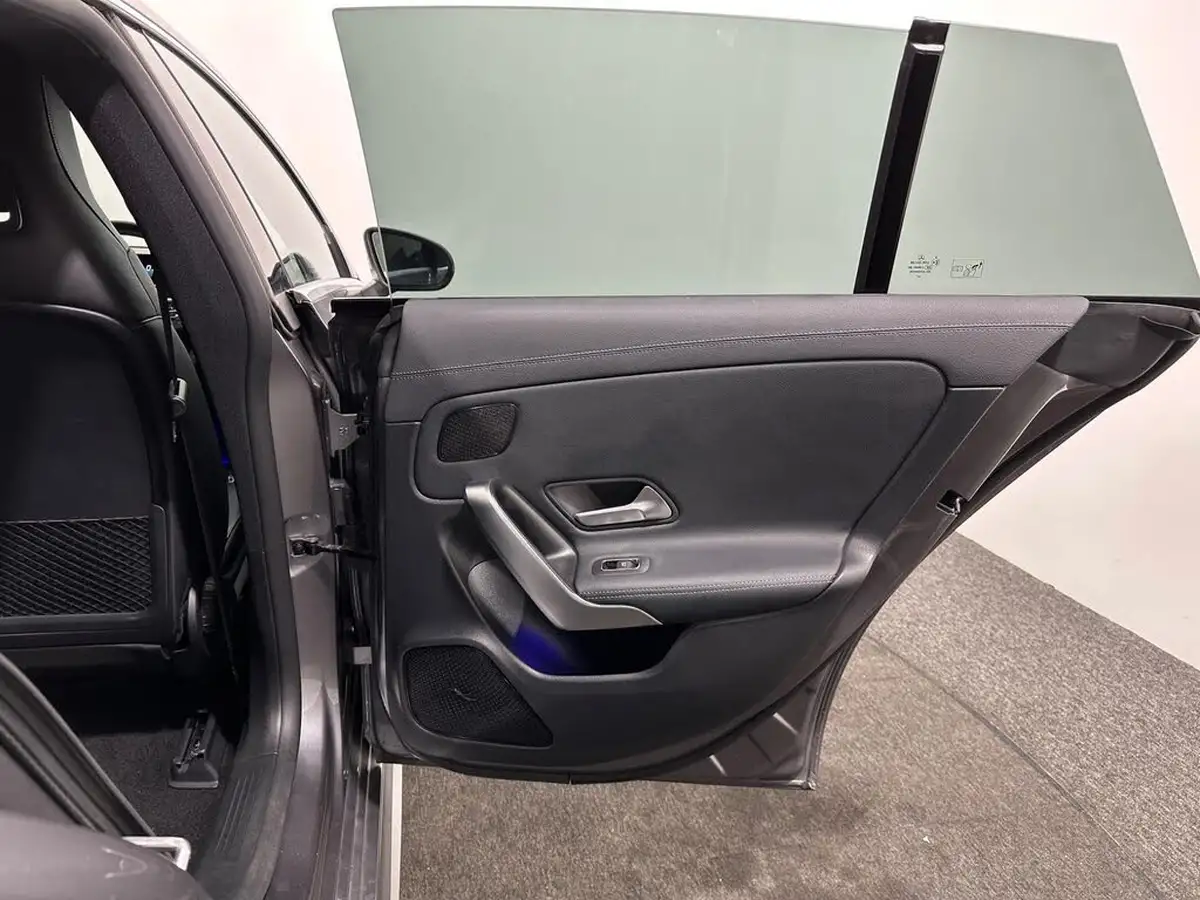 2021-mercedes-benz-cla-20-cla-250-amg-line-premium-shooting-brake-5d-big-40