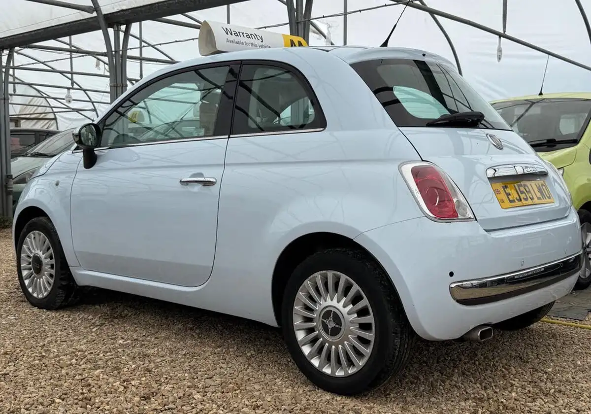 2009-fiat-500-12-lounge-big-25