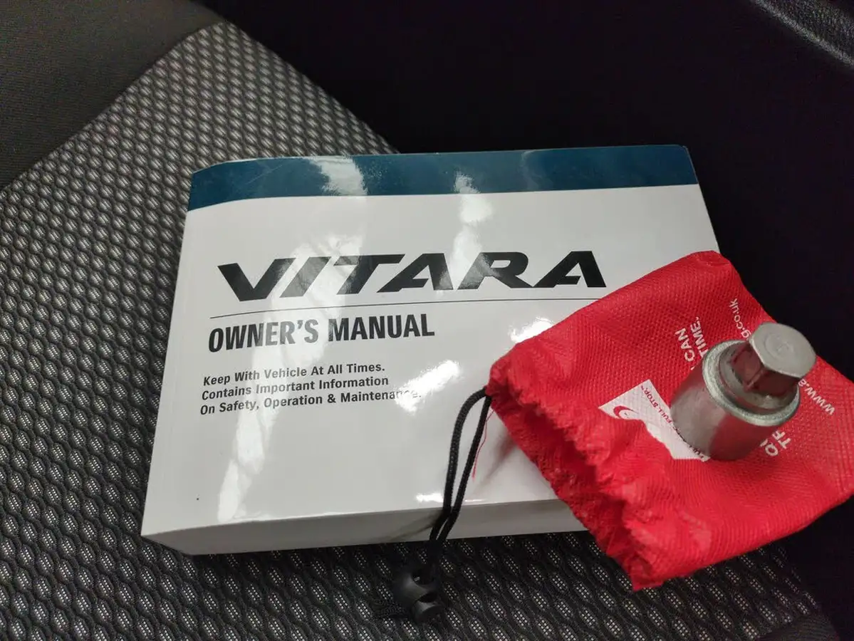 2022-suzuki-vitara-14-boosterjet-sz-t-big-34