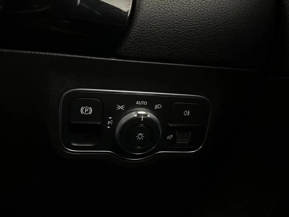 2020-mercedes-benz-b-class-13-b200-amg-line-premium-plus-big-27