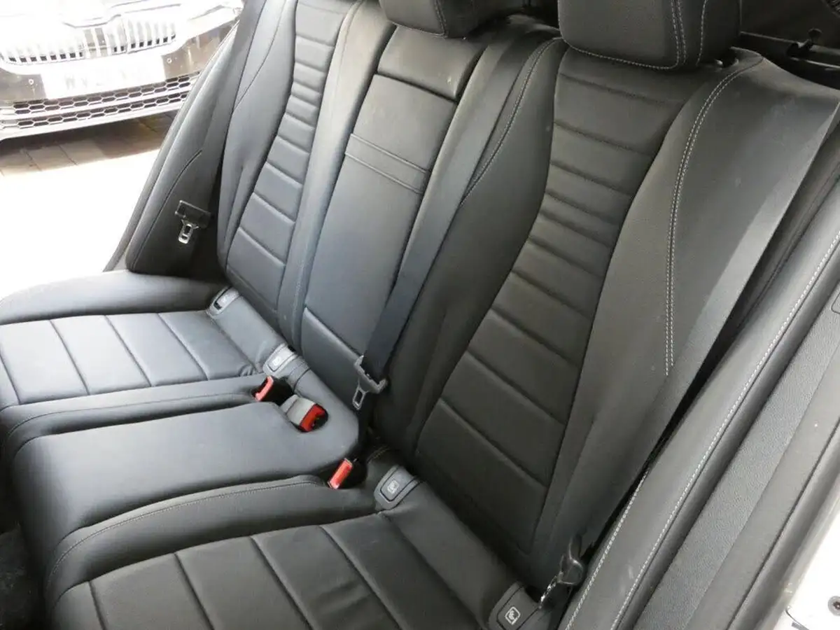 2021-mercedes-benz-e-class-20d-e300de-amg-line-eq-power-estate-5d-big-33
