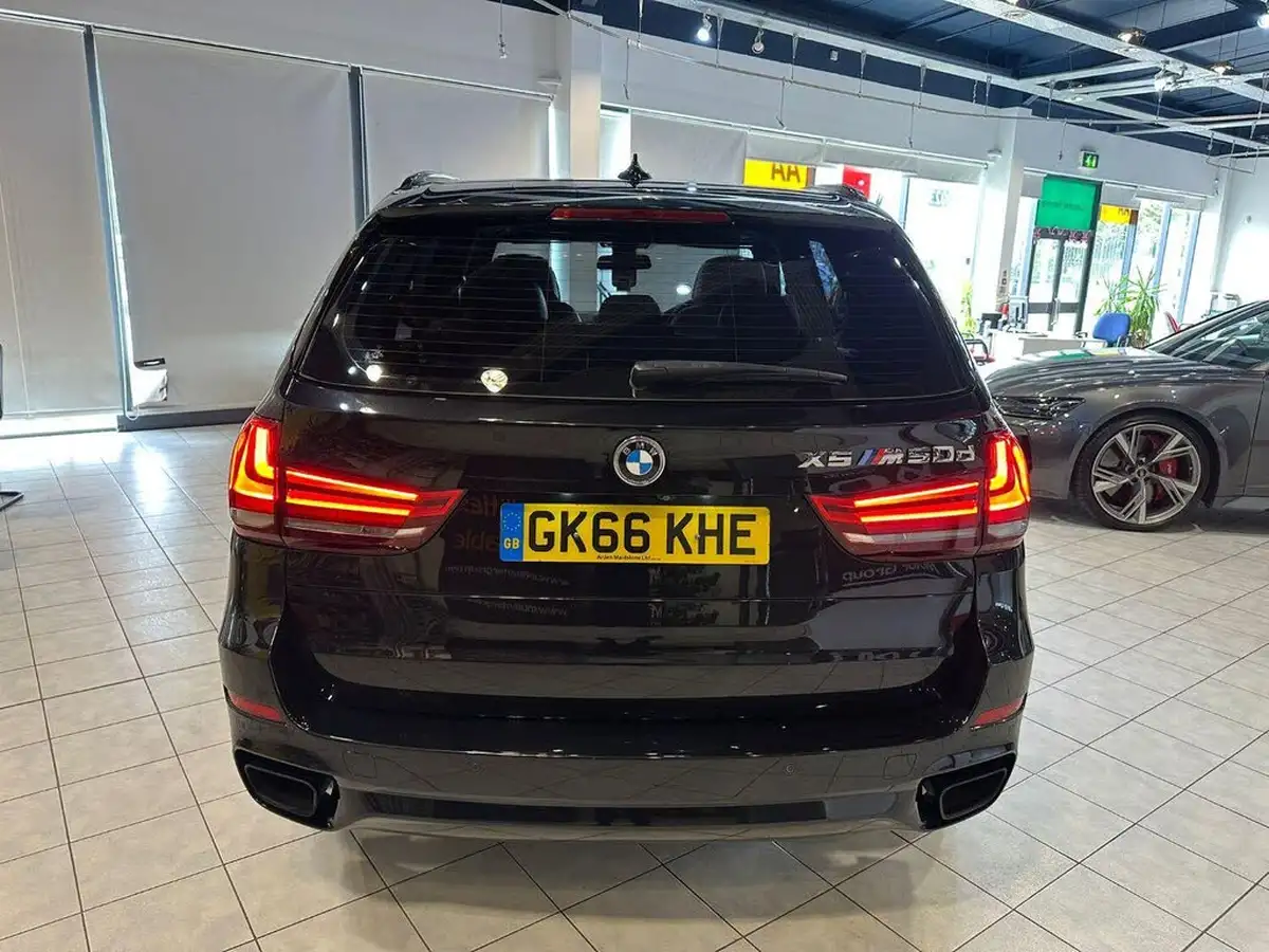 2016-bmw-x5-30td-m50d-big-4