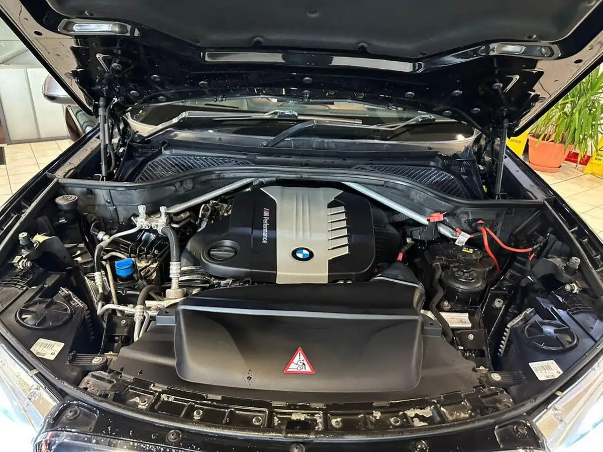 2016-bmw-x5-30td-m50d-big-28