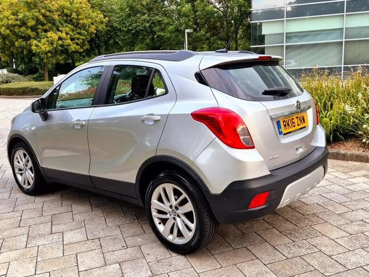 2016-vauxhall-mokka-16-exclusiv-big-4