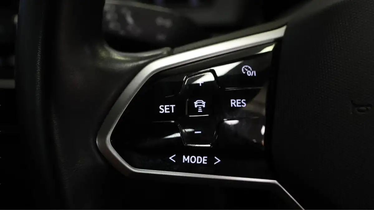 2023-volkswagen-id3-e-life-204ps-58kwh-pro-performance-big-21