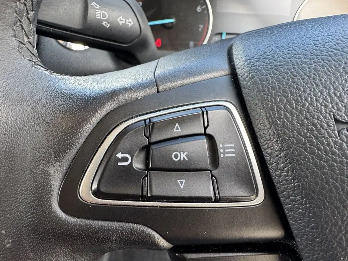 2018-ford-ecosport-10t-titanium-125ps-ss-big-54