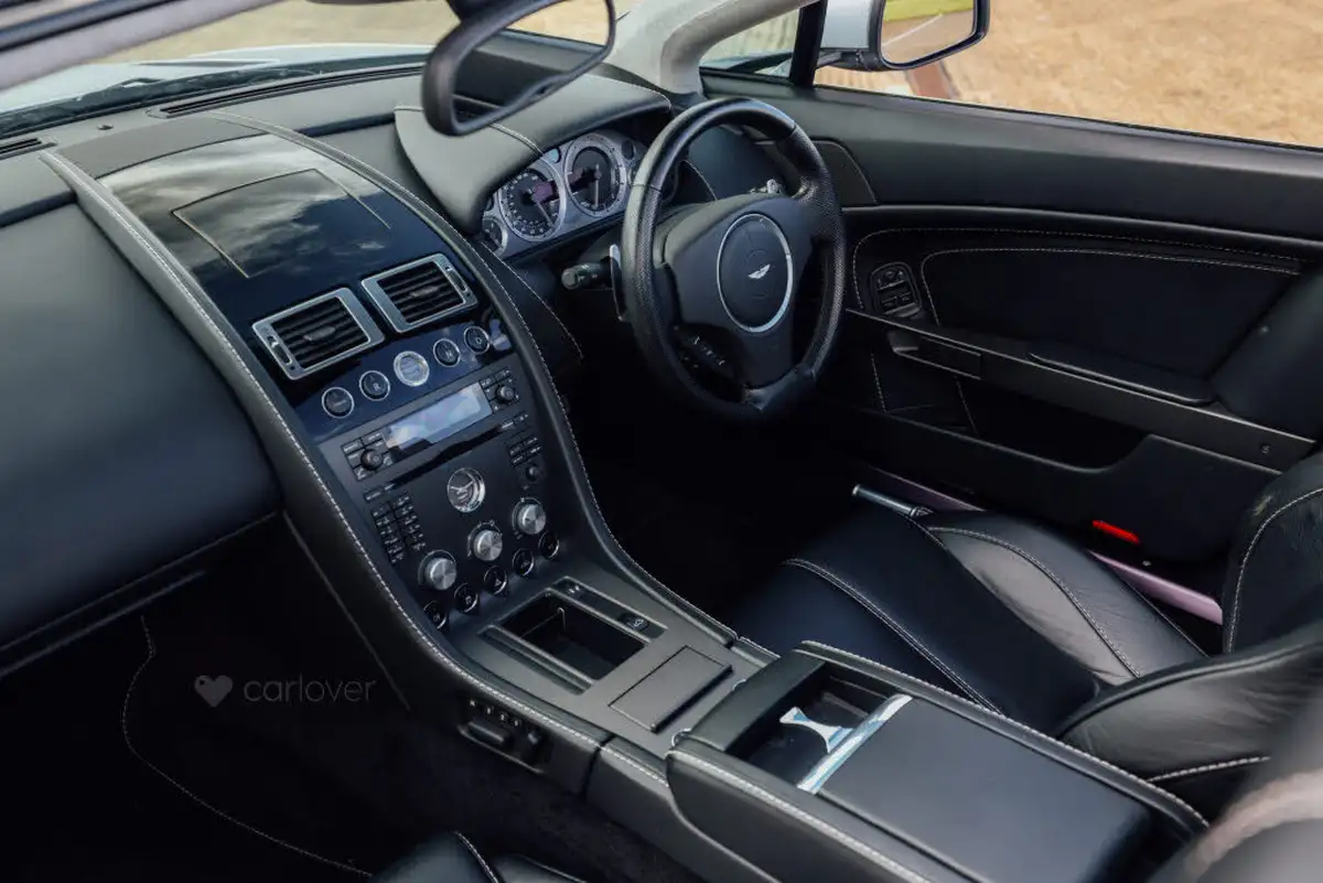 2009-aston-martin-vantage-43-convertible-sportshift-big-70