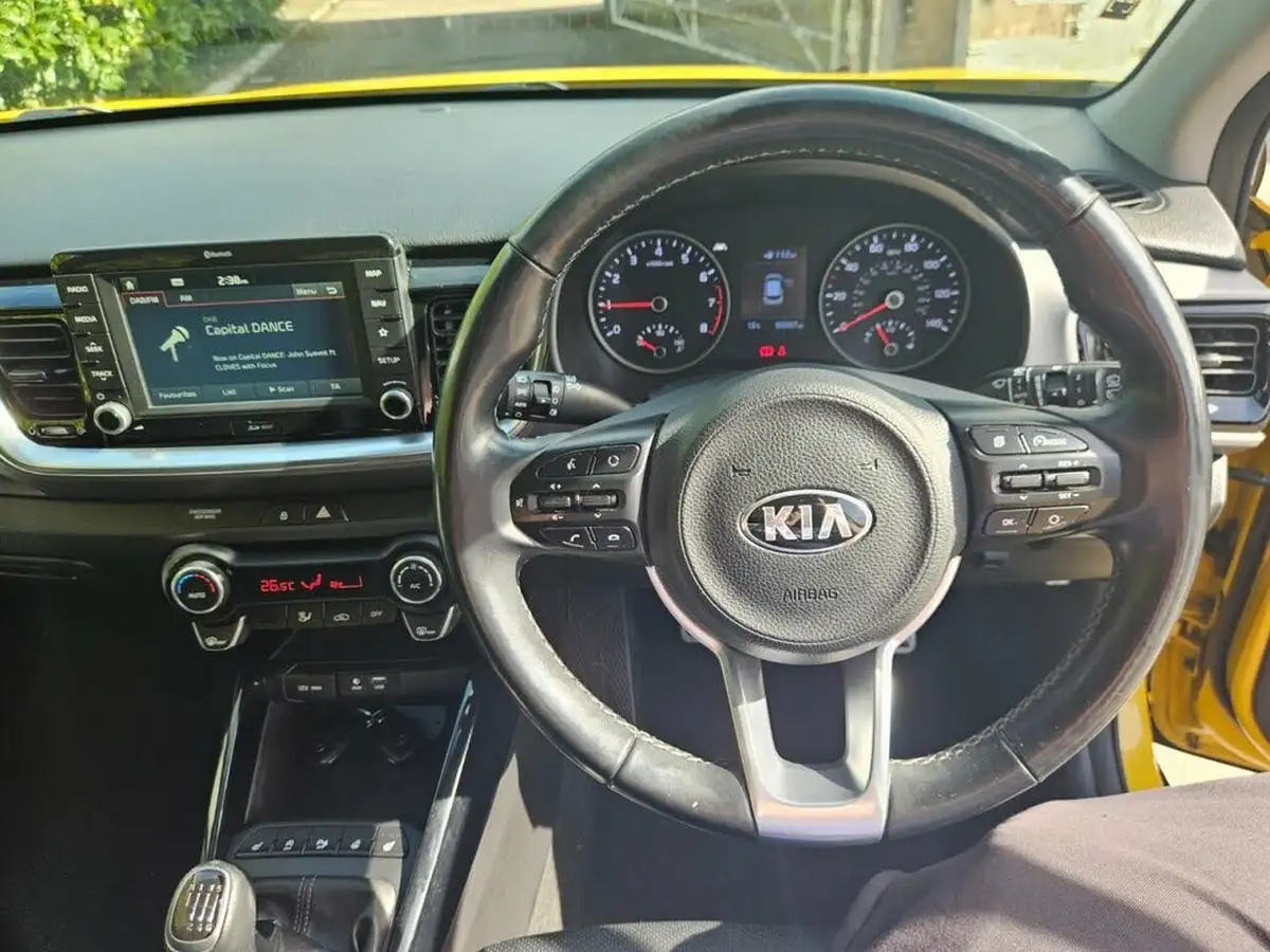 2019-kia-stonic-10-t-gdi-4-big-26