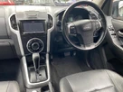 2017-isuzu-d-max-25td-utah-huntsman-auto-small-12